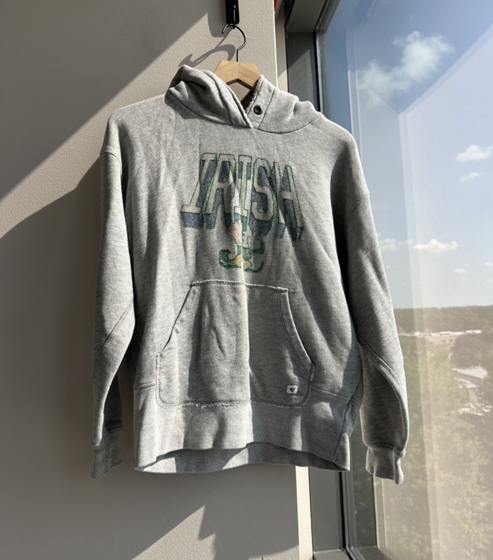 Notre Dame The Fighting Irish Distressed Hoodie Men's Medium